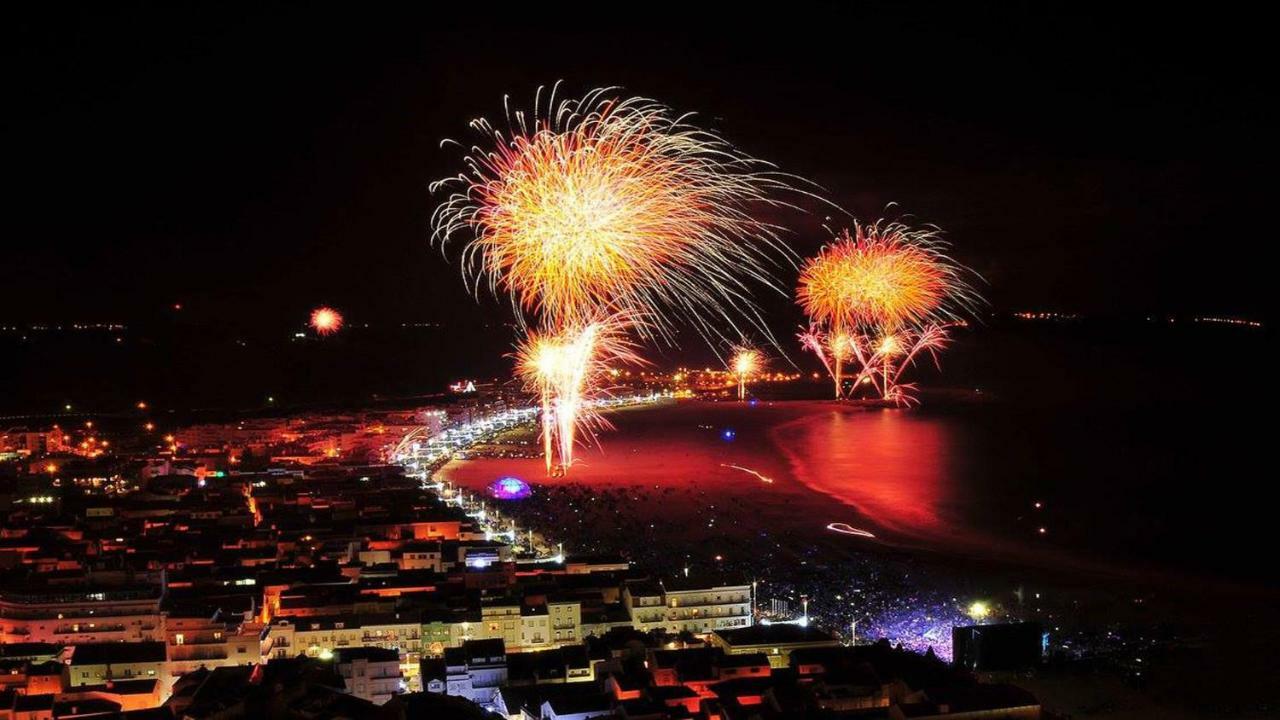 Ferhouse Dreams Apartment Nazare Bagian luar foto